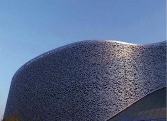 鋁單板廠家之管理：外來(lái)的和尚會(huì)念經(jīng)